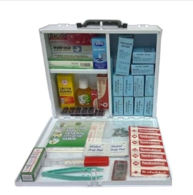First Aid Kit Metal Box Berserta 26 Jenis Ubat