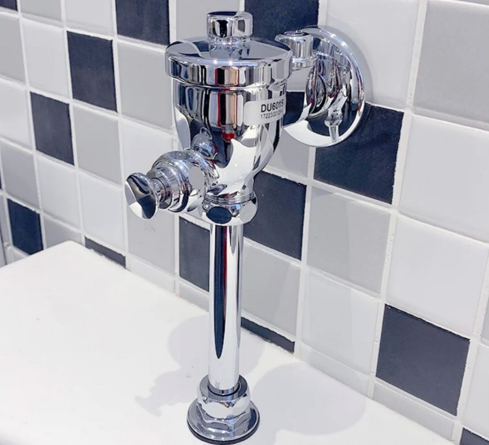 *Toilet flush valve hand press urinal urinal flush valve switch DU601S