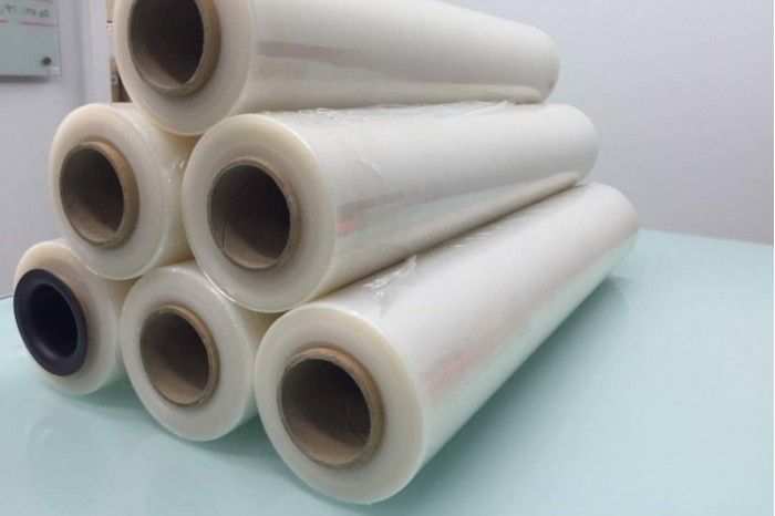 QP 2S  PLASTIC WRAPPING STRETCH FILM 300MM X 2.4KG
