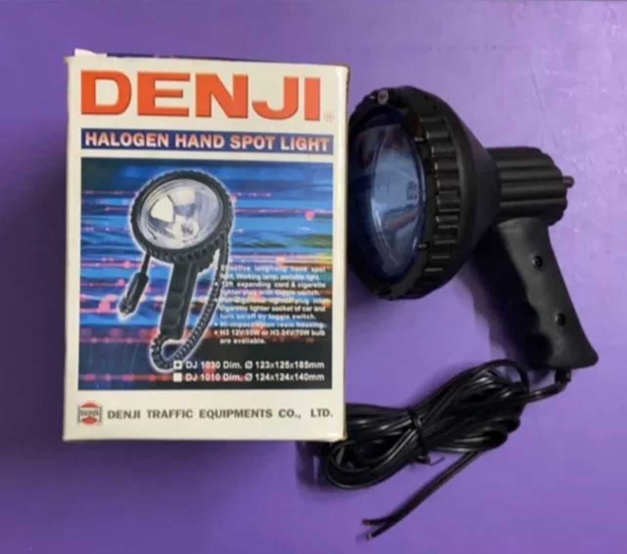 Denji Hand Sportlight Denji (Guna Battery Kereta)