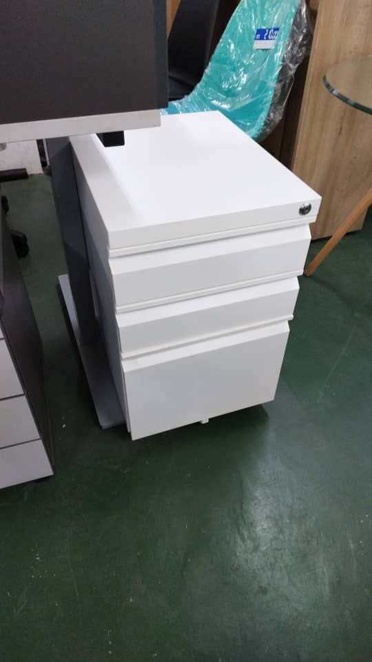 OEM *3 LAYER MOVEABLE METAL DRAWER