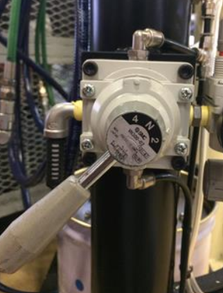 SMC HAND VALVE VH300-02