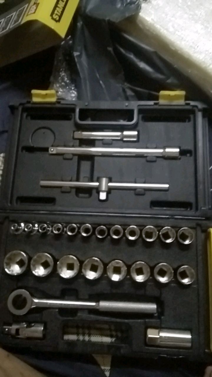 STANLEY 26 PIECE 1-2 DRIVE SOCKET SET 12POINT SOCKET 86-478 MECHANIC TOOLS