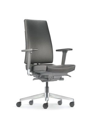 NEXUS CLOVER PRESIDENTIAL MEDIUM BACK CHAIR - CV6111L-10D98