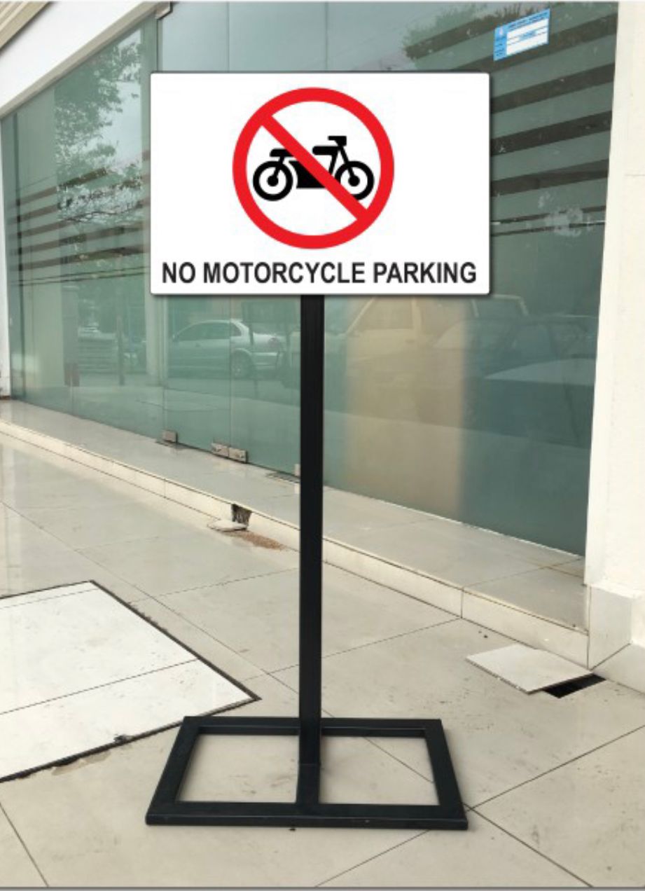 NA NO MOTORCYCLE PARKING SIGN BOARD