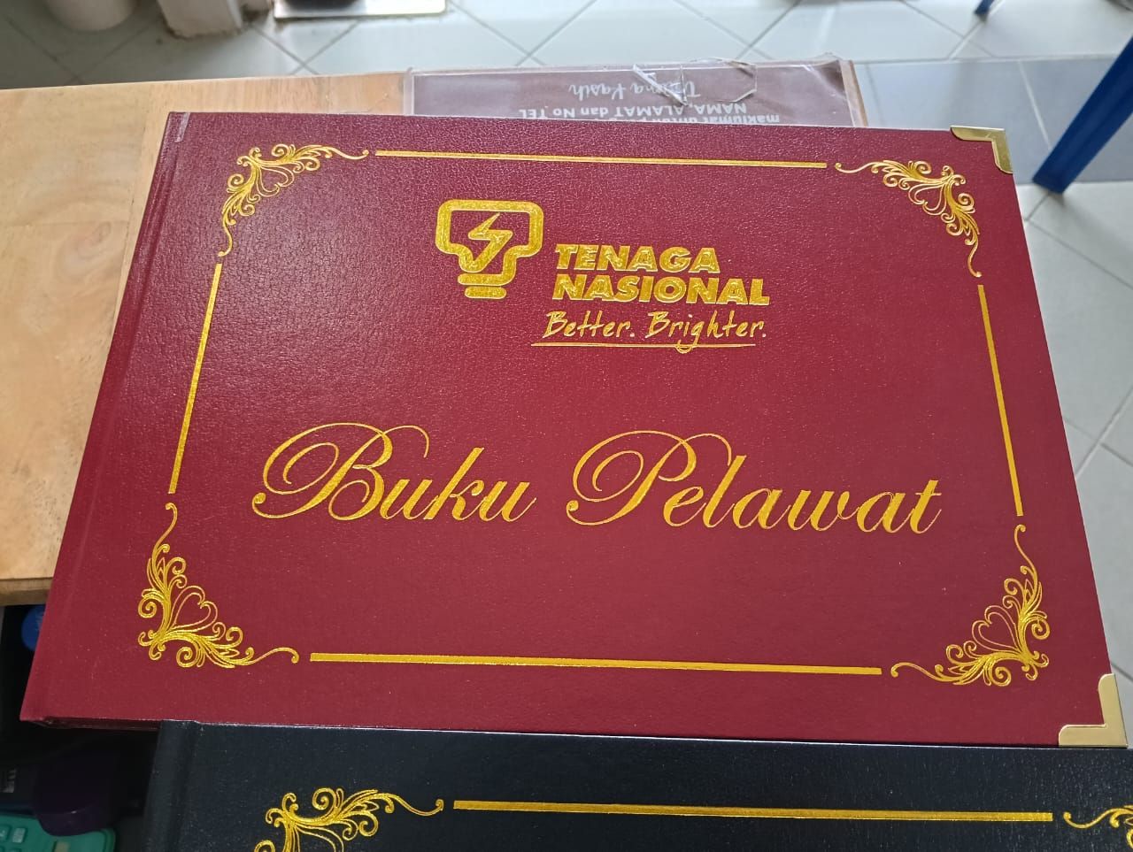 BUKU PELAWAT (CUSTOM)