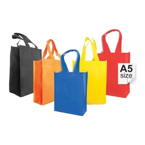 NON-WOVEN BAG WITH PIPING A5
