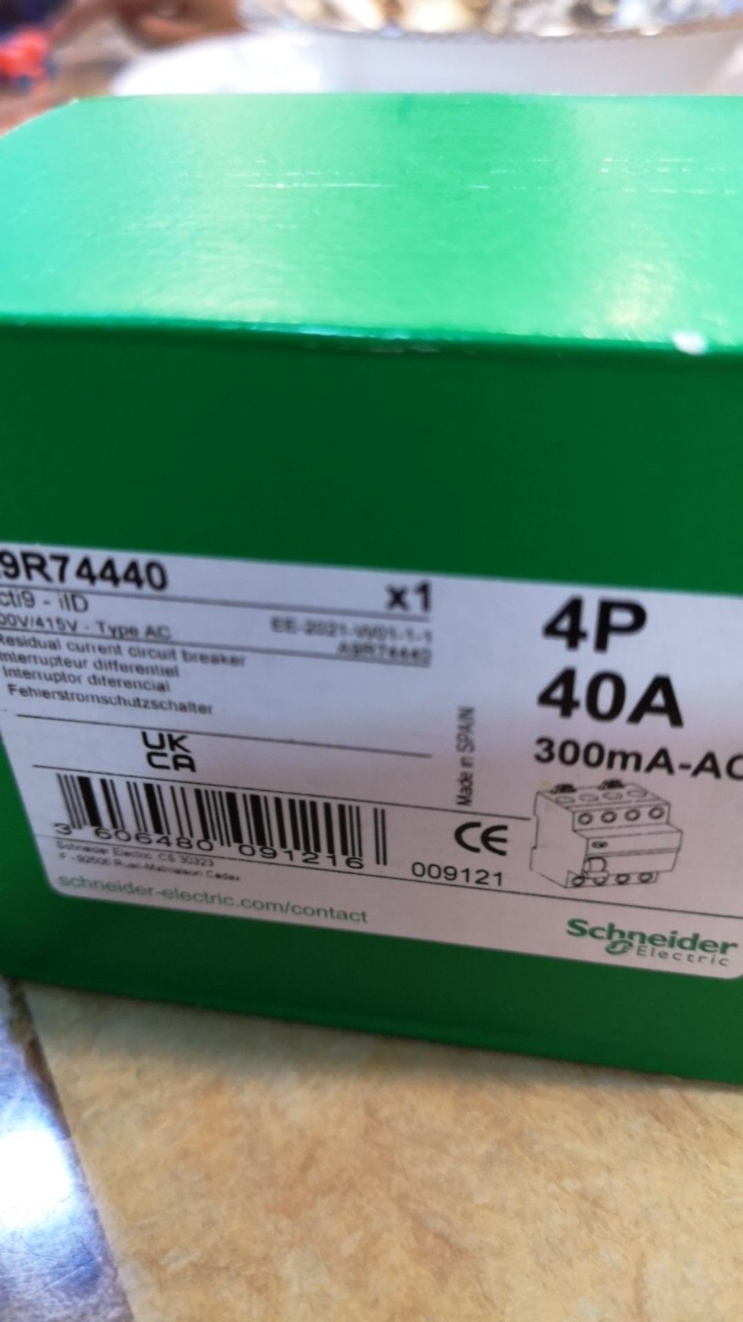 SCHNEIDER ELCB IID 4P 40A 300MA AC-TYPE