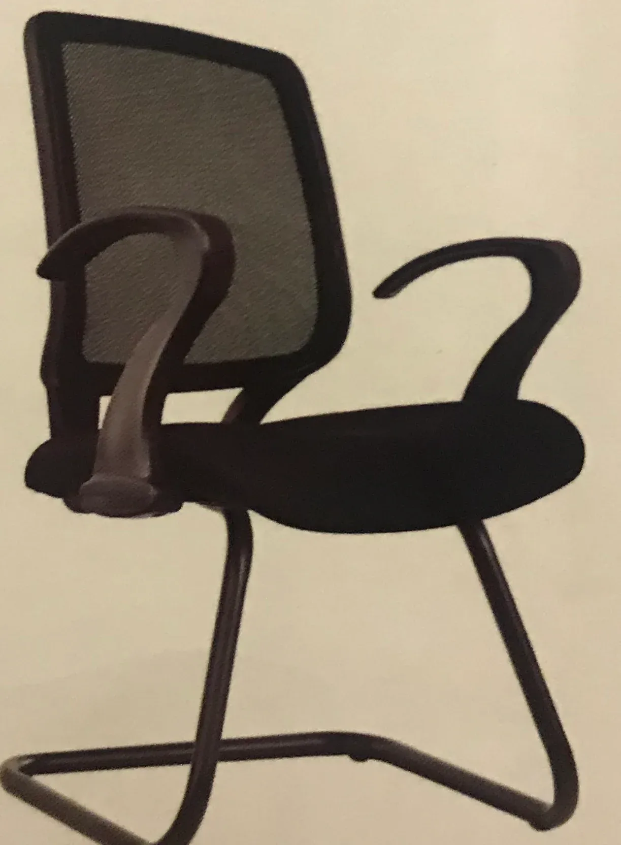 EVERES MESH VISITOR CHAIR