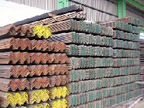 Iron Angle Bar / W1.5" X W1.5" X T3mm X L6m (20feet) / W2" X W2" X T4mm X L6m (20feet) / W2.5" X W2.5" X T5.8mm X L6m (20feet)