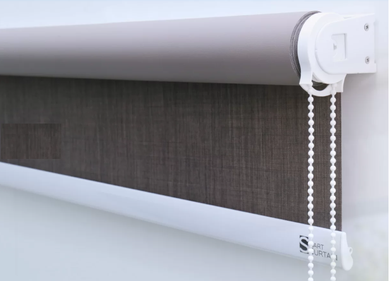 BLACKOUT ZEBRA BLINDS & ROLLER BLINDS (366 SQUARE FEET)