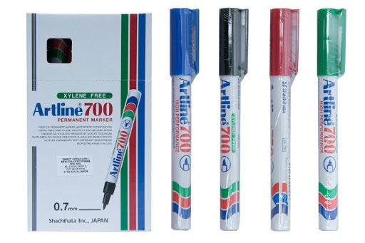 Artline 700 ( permanent marker ) ( 12 pcs in box ) - red/blue/black