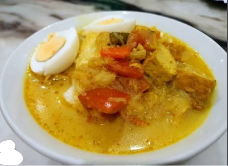 Lontong Dry + Sayur Lodeh Light + 1 Hard Boiled Egg