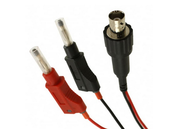 Fluke PCBLS 72909 Iec Insulated Bnc (f) To Stackable/retractable 4 Mm Plugs