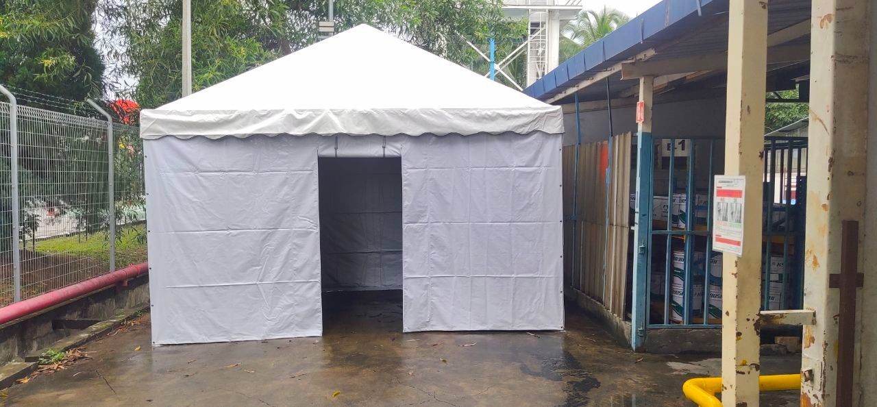 PYRAMID CANOPY _ SIZE W20'xL20'xH8.5'