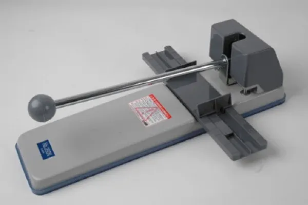 Heavy Duty Puncher Lion 260N