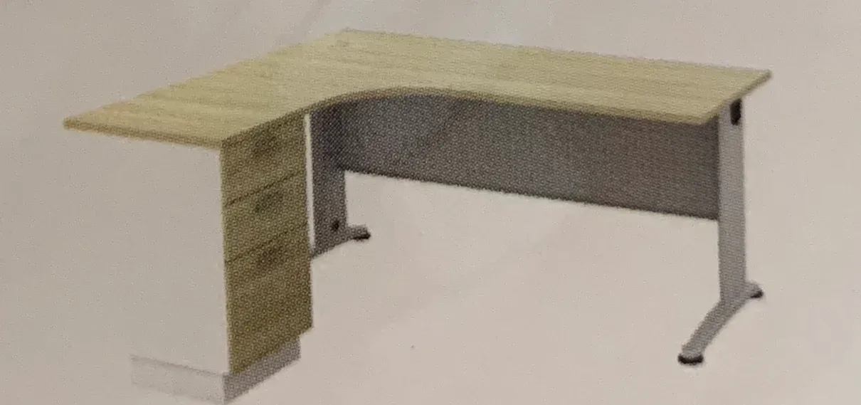 5鈥�AMPLE SUPERIOR COMPACT TABLE (L)