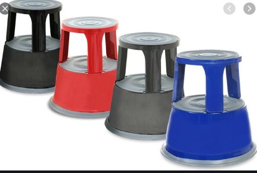 ROUND STOOL
