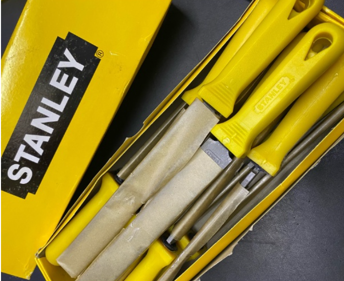 STANLEY 8" - 200MM HEAVY DUTY FLAT HANDY FILE C/W PVC HANDLE (22-078H)