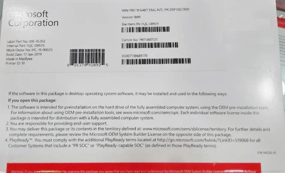 (Genius Malaysia) Microsoft Window 10 Pro with upgrade Service for Surface Pro 6 within KL