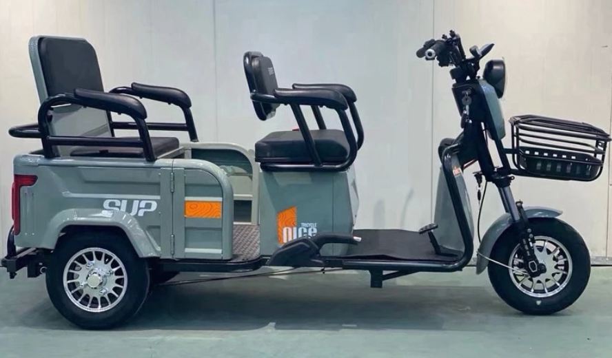 New Tricycle 4 Seats Electric Scooter 3 Wheels Tricycle Ebike Brand New Bigger Seats and Storage