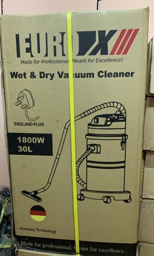 EUROXIII VAC5001 30L Heavy Duty Wet & Dry Vacuum Cleaner 1800W