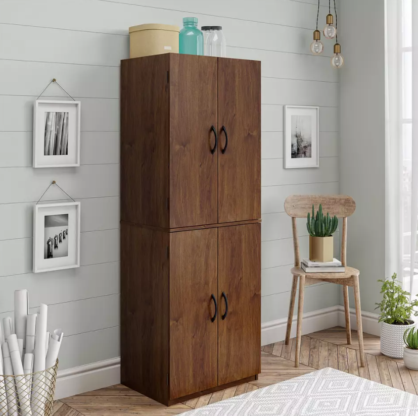 PANTRY CABINET (CUSTOMISED)