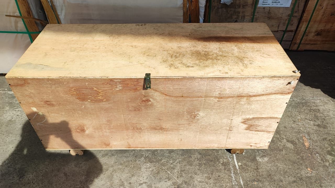 WOODEN BOX [5FT X 3FT X 3FT]