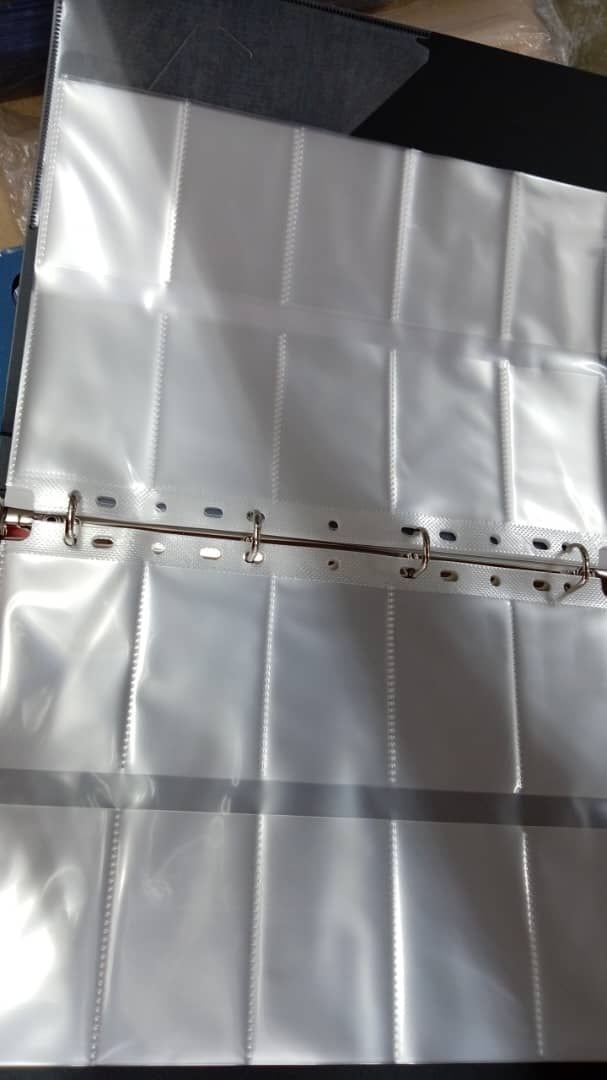 Name card holder (300 pockets)