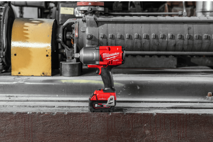 M18 ONEFHIWF34-502X - M18 FUEL鈩�3/4" 2032Nm High Torque Impact Wrench w/ 2 units M18鈩�5.0Ah Battery (Kit Version)