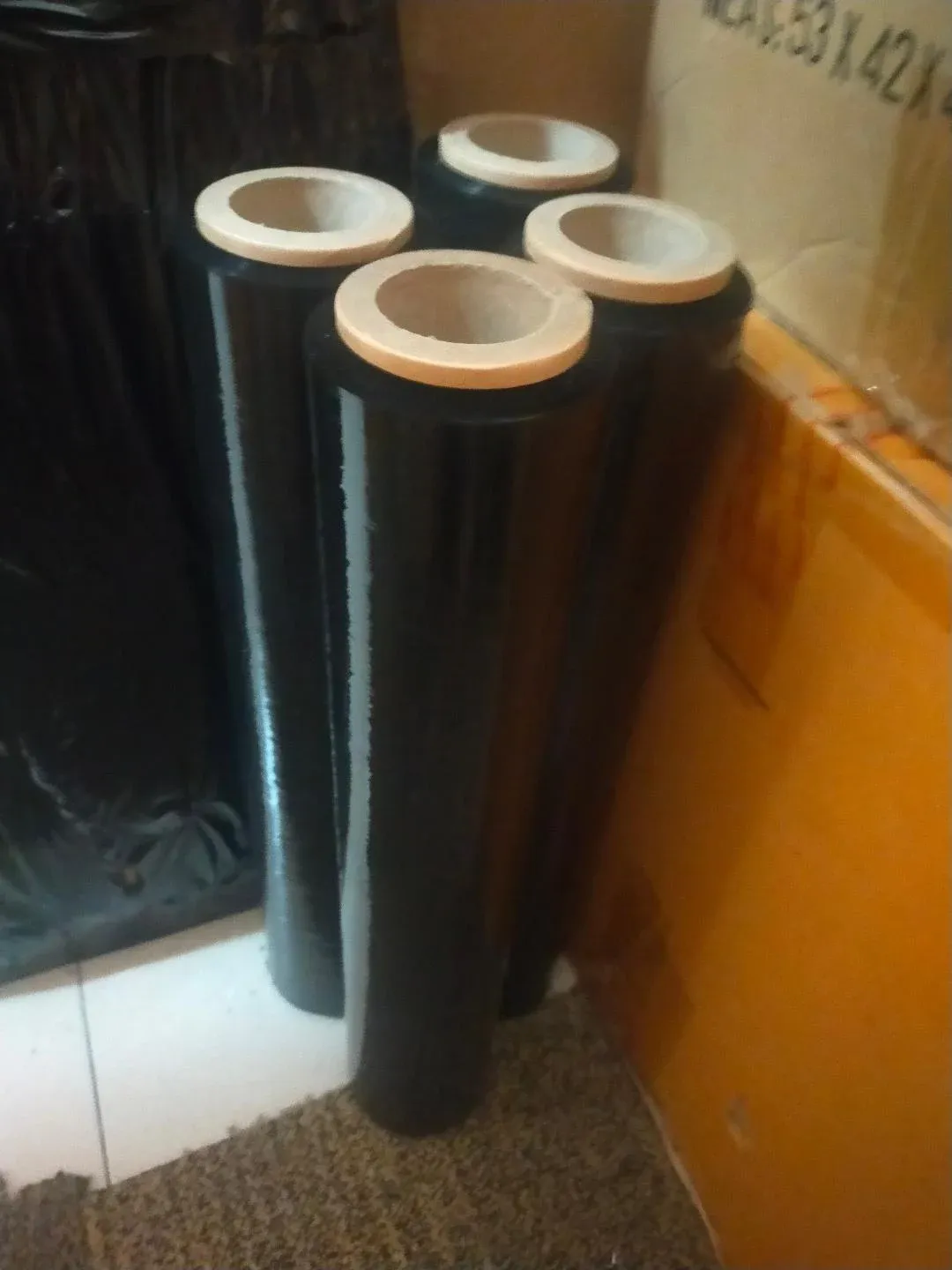 OCHA Stretch Film PE Wrapping Plactic (Black Colour) 500mm x 2.2KG -FREE DELIVERYSEMENANJUNG ONLY