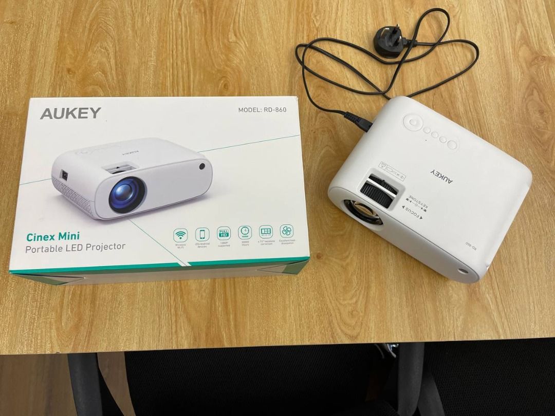 Aukey RD-860 Full HD 1080P Wi-Fi LCD Projector with Support Smartphone Screen Sync HDMI VGA