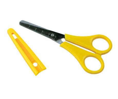 Milan Scissor 5.7 inch with Plastic Cover 1409824