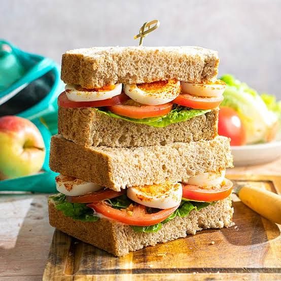 Wholegrain Egg Sandwich with Cucumber & Tomatoes