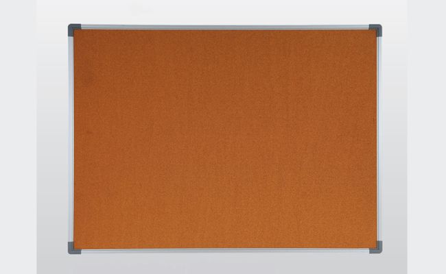 Notice Board Size : 3' x 4'