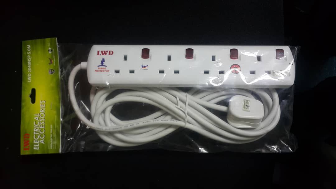 Extention Plug 4 Gang 5 Meter LWD