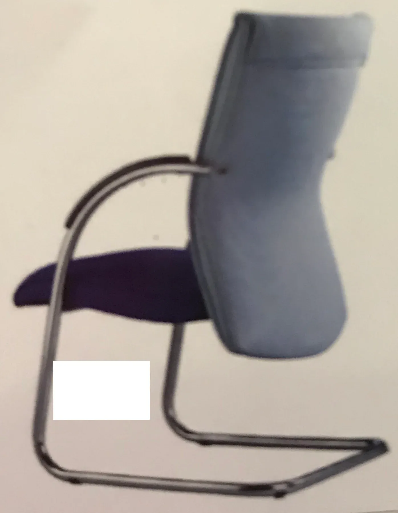 FORSYTHIA VISITOR CHAIR
