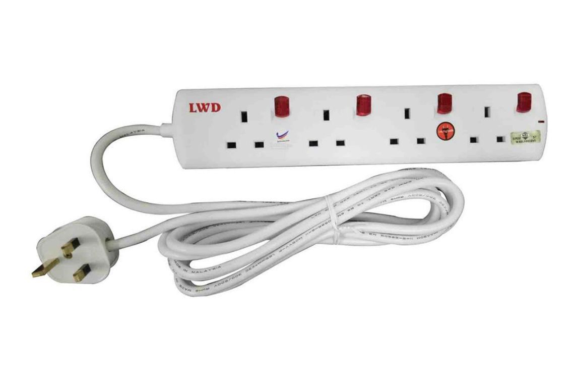 qs Extention Plug 4 gang 15 Meter
