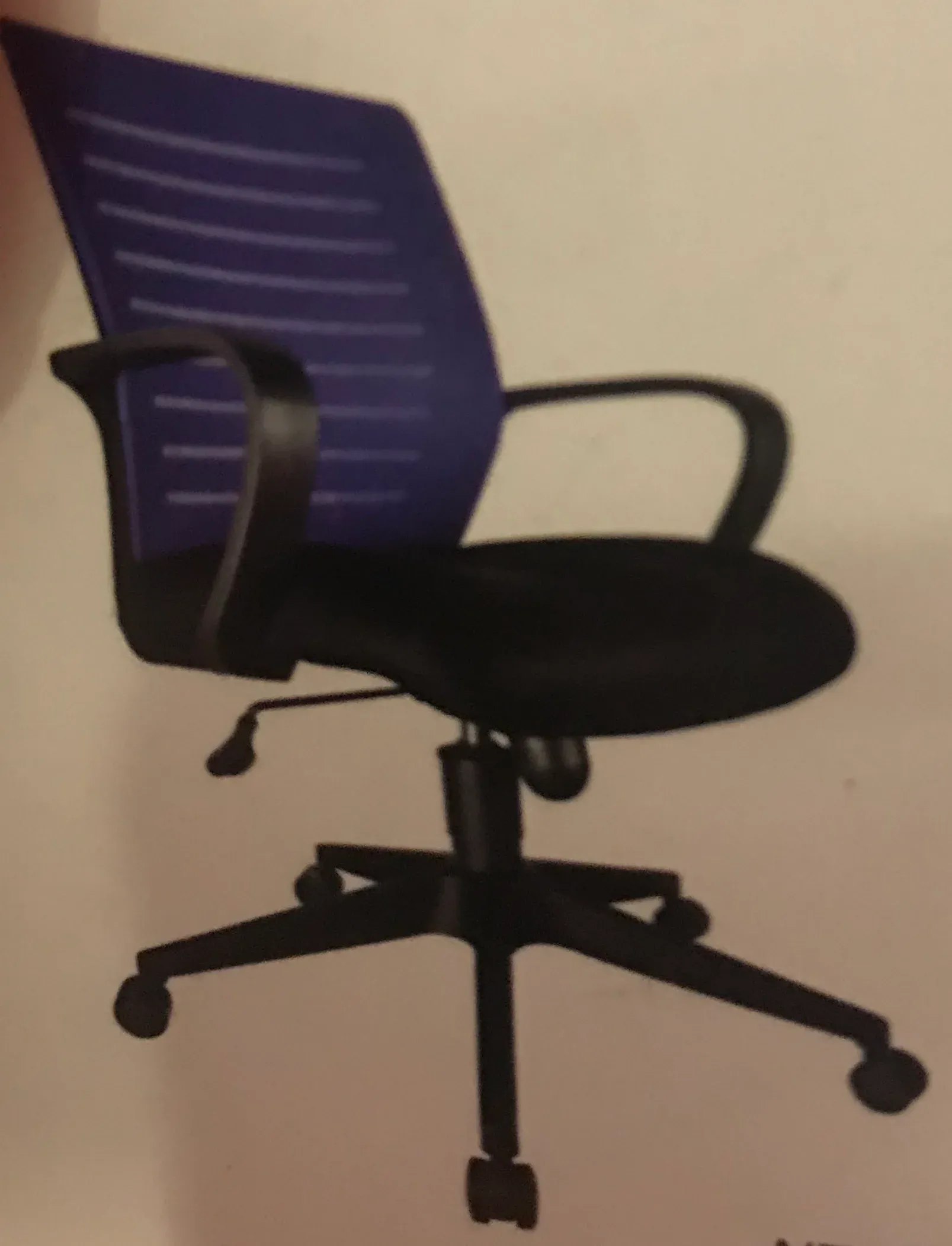 LEVANA MESH TYPIST CHAIR
