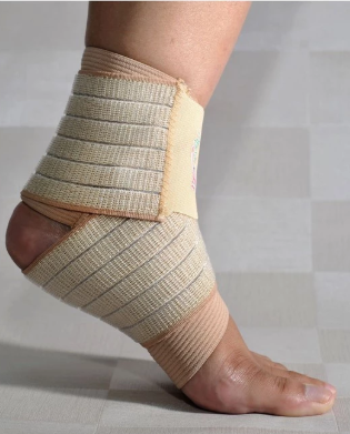 PHYSIO-FIT PhysioFit Ankle Support – S/M