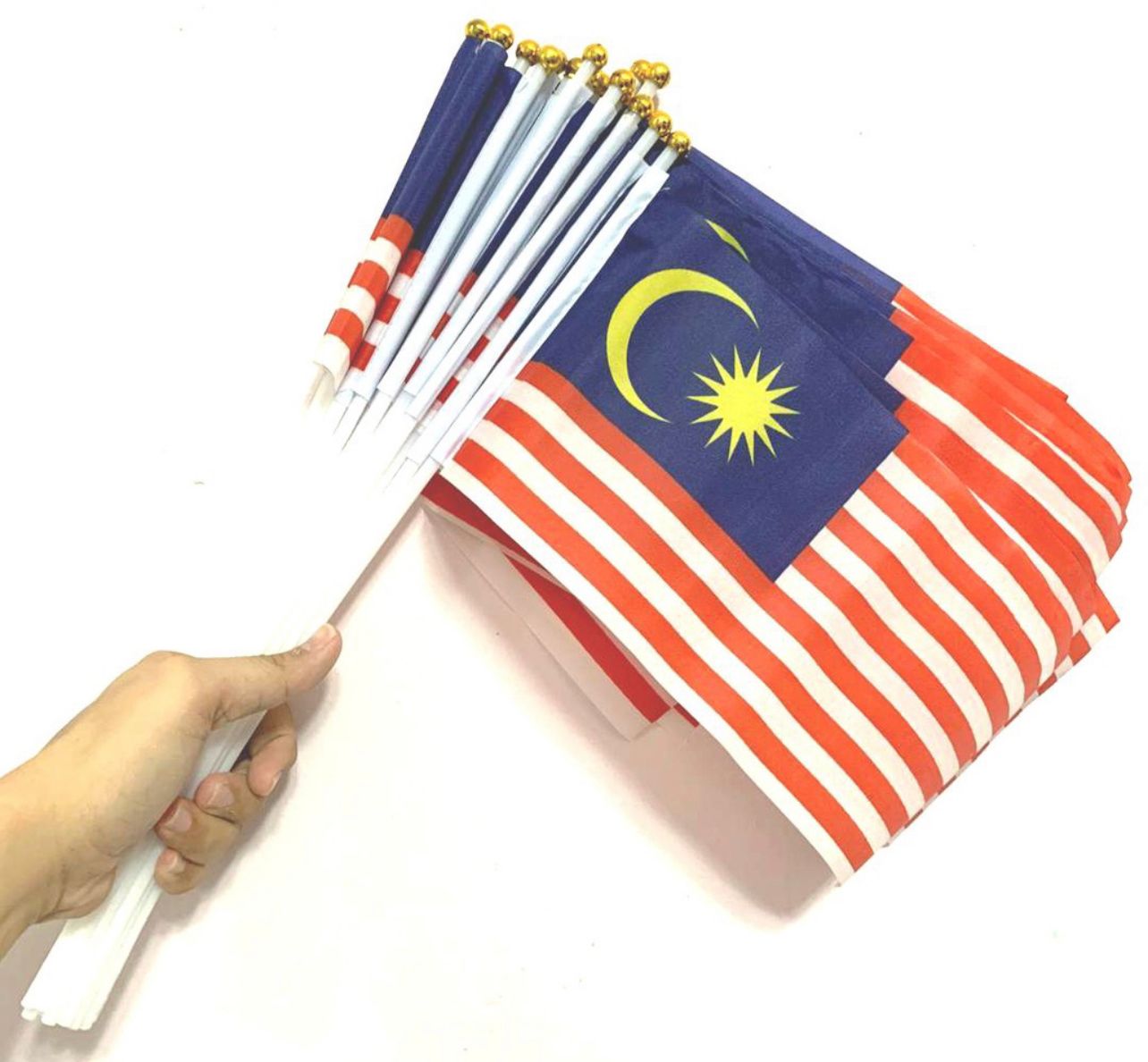 NA Hand Flag Malaysia Flag 28.5x14.5cm Bendera Malaysia (Polyester) Bendera Tangan