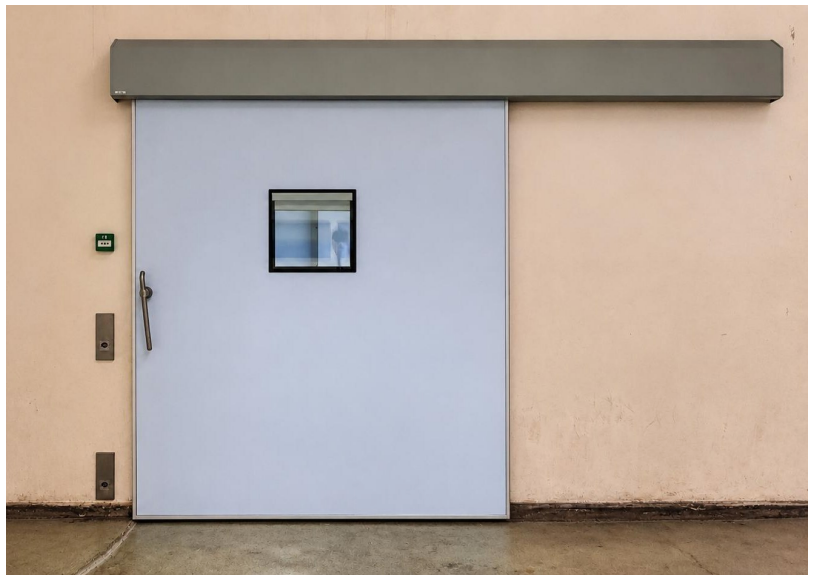 Manual Sliding Door (2m x 2.3m)
