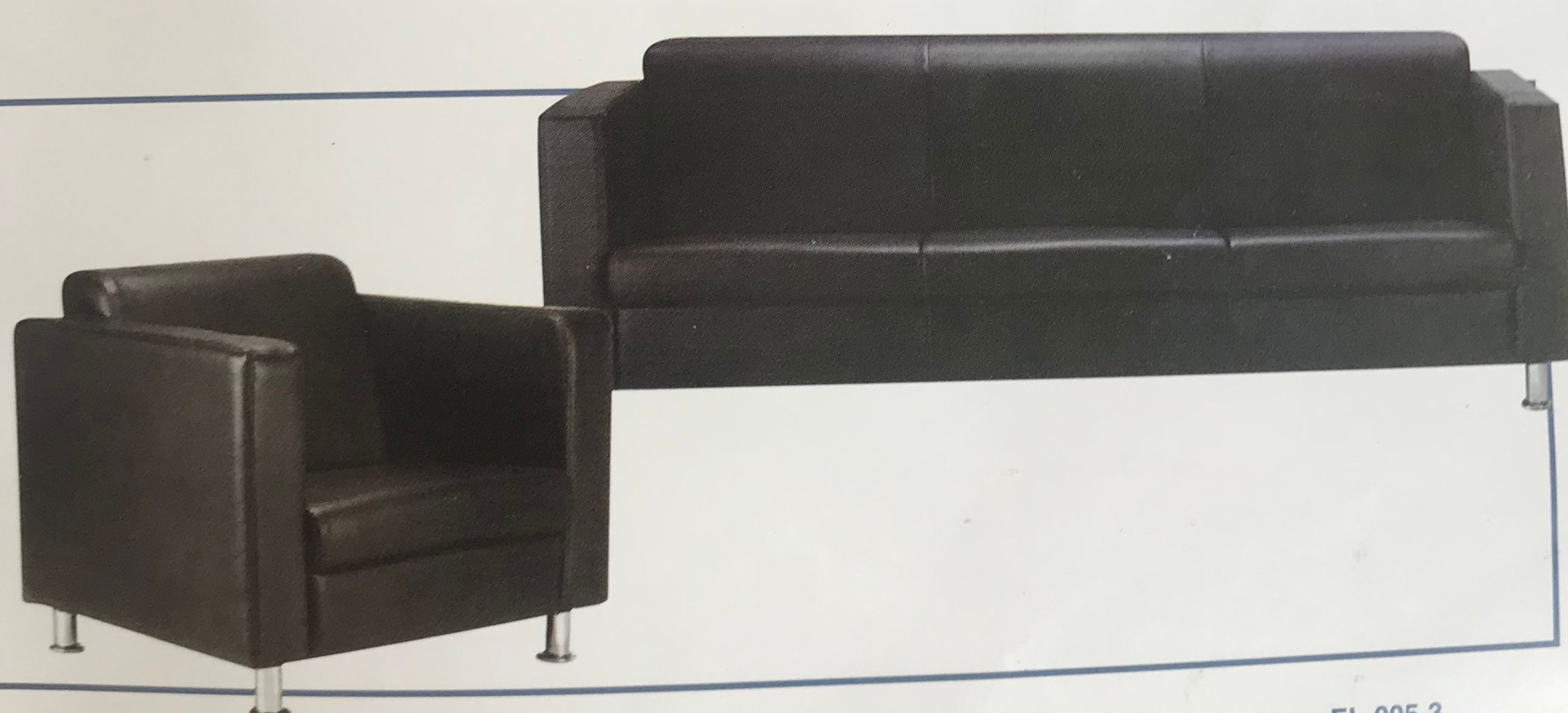 STYLISH TRIPLE SEATER SOFA