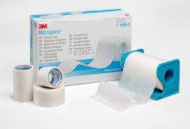 3M MICROPORE TAPE 1/2" (WITH CUTTER)