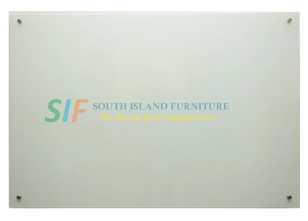 FRAMELESS GLASS WRITING PANEL (4' x 4')