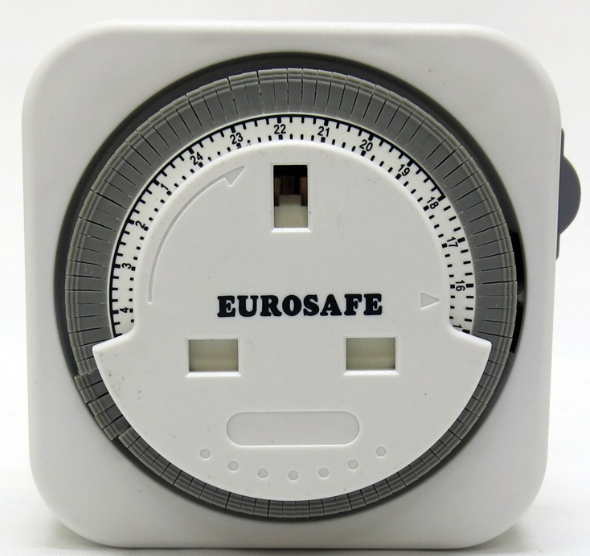Eurosafe 24hrs 13A Plug In Timer Switch [SIRIM] (White)