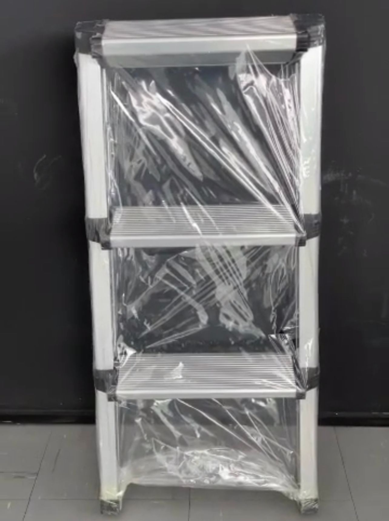 NA 3 Step Lightweight Foldable Aluminium Frame Double-Sided Stool Ladder