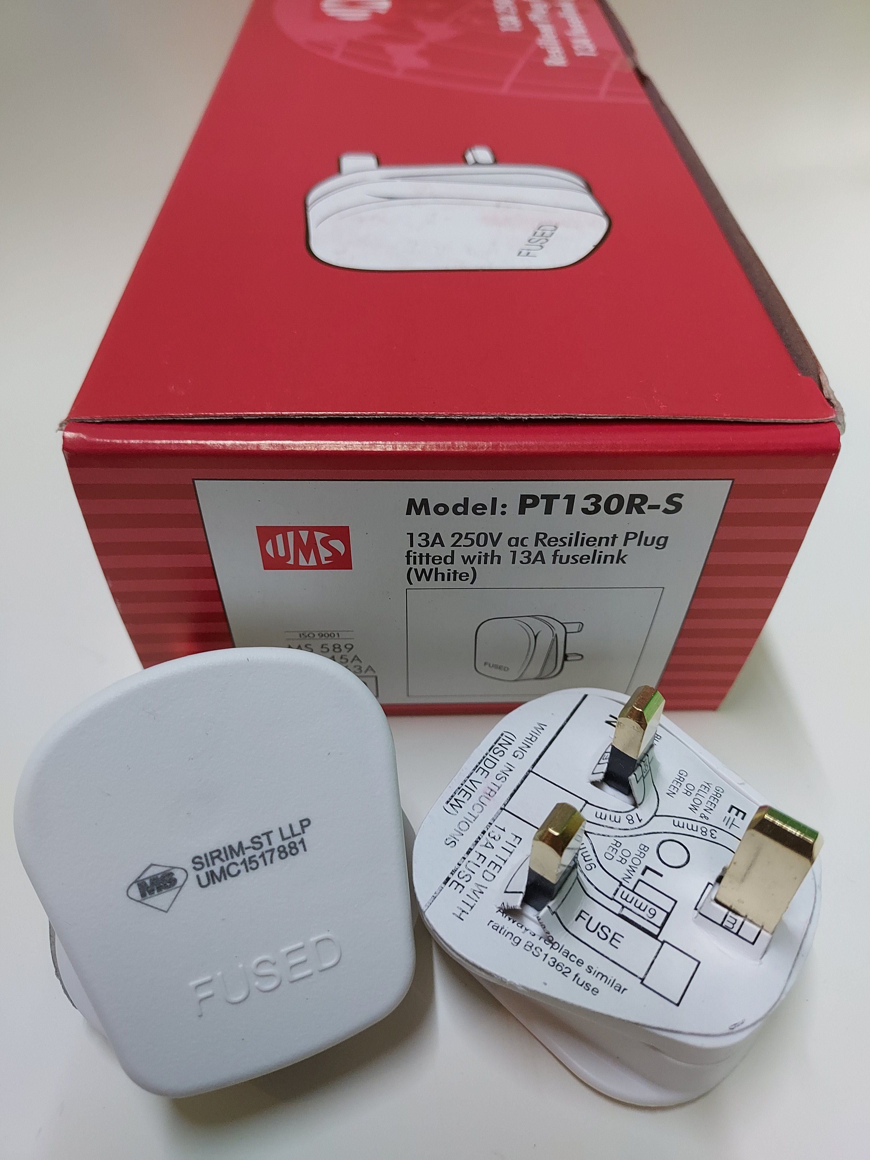 (1Pc) UMS (PT130R) 13AMP FUSED PLUG TOP