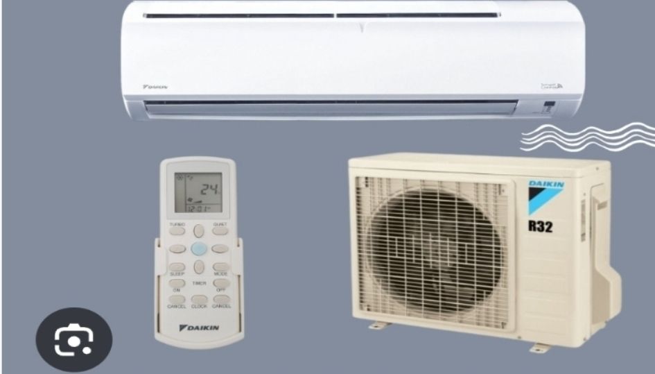 Daikin 2.5 HP Aircond Termasuk Kos Pemasagan 48 Kaki