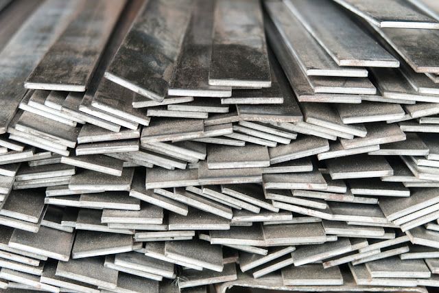 IRON FLAT BAR / SIZE: Width_25MM XThickness_3MM XLenght_6METER